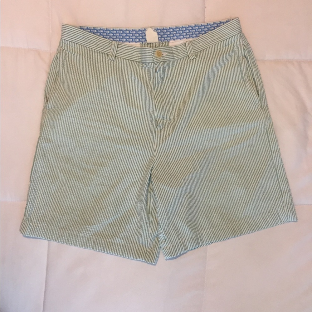 Green seersucker Vineyard Vines Shorts